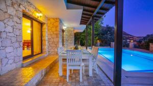 Kalkan 6 Bedroom Villa