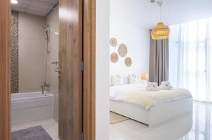 Waves - Charming Apt With Balcony Steps From The Beach
