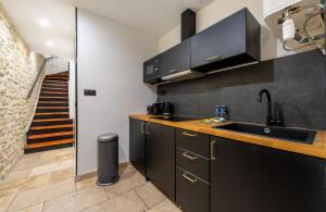 AC & Duplex Close to Eiffel Tower - 20 min Away