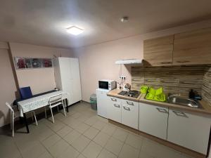 N49 Central Apartment