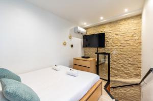 AC & Duplex Close to Eiffel Tower - 20 min Away