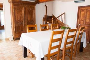 B&B / Chambres d'hotes La Maison des Tilleuls : photos des chambres
