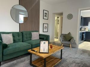 Brand New city Centre Flat, WiFi, Free Private off-site parking