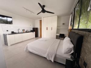 The Drupadi Apartments Studio Peka