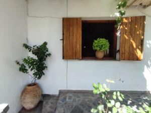 M&Ms - Traditional Maisonette with Stone Patio