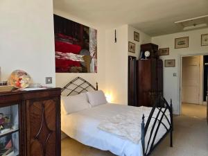 Classic Georgian Rooms in Centre