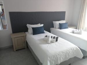 Coral Tides -18 sleeper Beach house