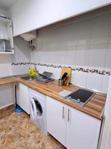 Apartamentos EconoStay Sol