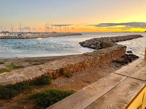 Appartements Voile de Mer 1 - Les Pieds dans l-eau, CLIM, Wifi, 2 personnes : photos des chambres