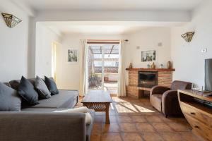 1 bedroom Penthouse with Pool access, Nerja centre