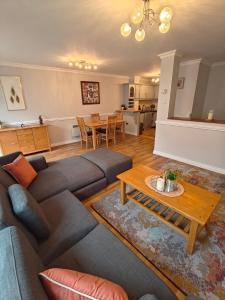 Apartment 3 - Kirwans Court