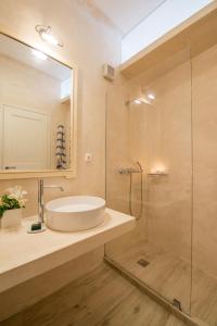 Beachfront House 50m from the beach