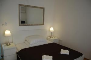 Budapest Downtown Apartments with Balcony & optional Garage & Restaurant in the building