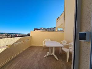 Le Caméléon - Détente en bord de mer