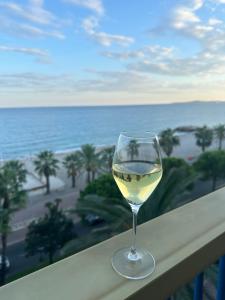 Splendide vue panoramique sur la Méditerranée