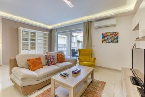 Seacrest - Large 3 bedroom Apartment