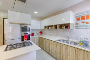 Seacrest - Large 3 bedroom Apartment