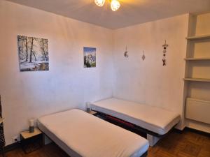 Appartement au pied des pistes, Les jouvencelles