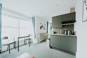 Modern 1bed Flat - Contractors Welcome & Fast Wifi