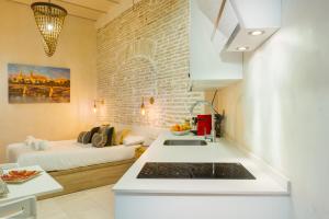 Panther Home Adriano