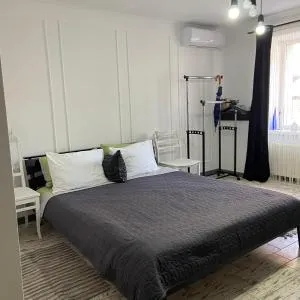 Квартира у Старому місті - Zhvanets