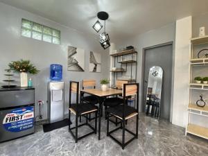 Can accommodate up to 10 guest near Virac Airport