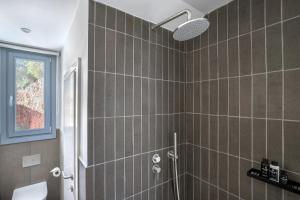 Urania Luxury Villa Rhea