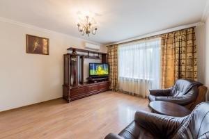 Апартаменти 1-кімнатні, м. Палац Спорту