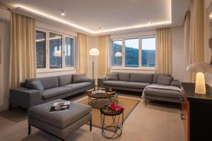 Beachfront Villa Mila M with Pool