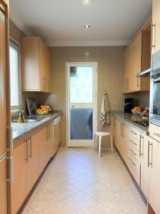 Stunning Apartment Near Golf Courses Perfect for Relaxation!