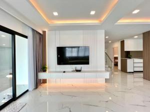 芭堤雅ins风独栋泳池别墅