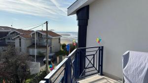 Léchappé bleu, T2 vue imprenable sur la plage