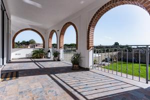 Villa with heated pool img21