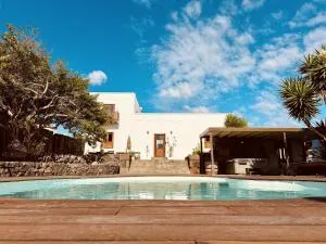 Finca Botanica Tao - 5 Bedroom Villa with Pool and Hot Tub - Tiagua