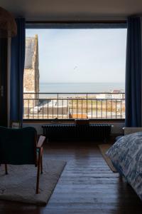 Maisons de vacances La Maison Bleue, terrasses et vue panoramique mer : photos des chambres