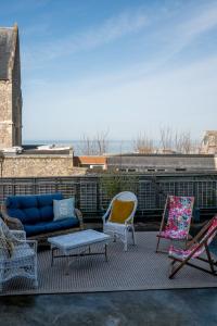 Maisons de vacances La Maison Bleue, terrasses et vue panoramique mer : photos des chambres