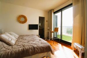 MARCOGNEY - Golfe de St-Tropez - Aux Marines de Cogolin - Appartement climatisé vue sur le port