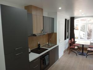 Best Price #5 LA DISTILLERIE X5 people