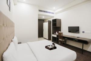 Townhouse The AMV Hotel