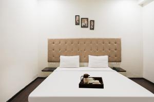 Townhouse The AMV Hotel
