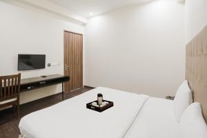 Townhouse The AMV Hotel