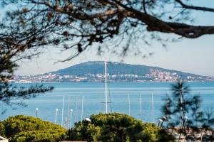 Villas La sublime villa du moulin avec vue mer exceptionnelle ! : photos des chambres