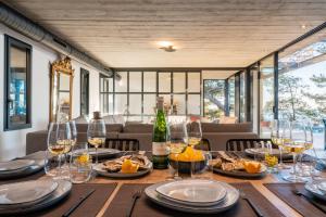 Villas La sublime villa du moulin avec vue mer exceptionnelle ! : photos des chambres