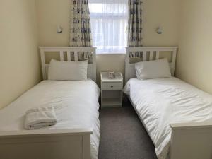 Little holiday cottage in Seaview, minutes walk to beach