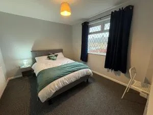 Perfect for NHS Staff & Contractors - Fast WiFi - 1 Bedroom in 4 Bedroom House CD2 - 莱斯比