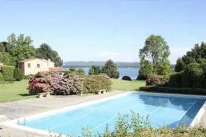 Oasi Lèsia - La Casa sul Lago con Spiaggia privata e piscina vista lago - Ranco