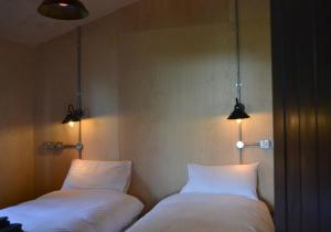 Cosy hideaway nestled between Aberporth & Tresaith