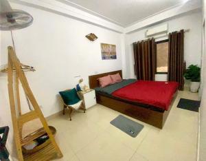 Centre Alley House & Travel