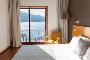 Special Offer - Double or Twin Room with Romantic Package room in Douro Hotel Porto Antigo