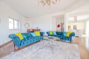 The One Ocean Front - Elegant 3-Bedroom Villa